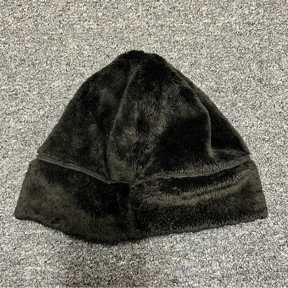 The North Face Women's Osito Black Beanie - Picture 3 of 6